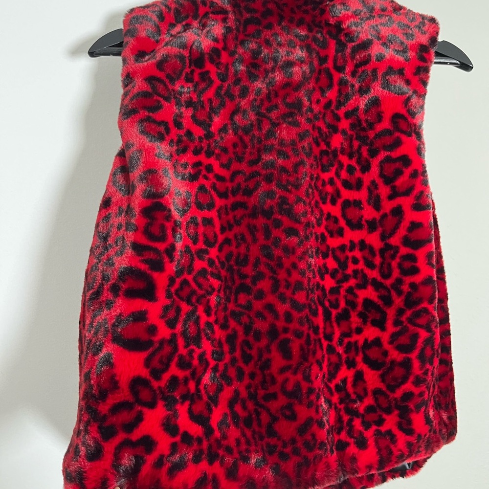 New w tags!!! 🎄🎄🎄Catherine Malandrino Red Leopard faux fur Print Jacket - Picture 3 of 3